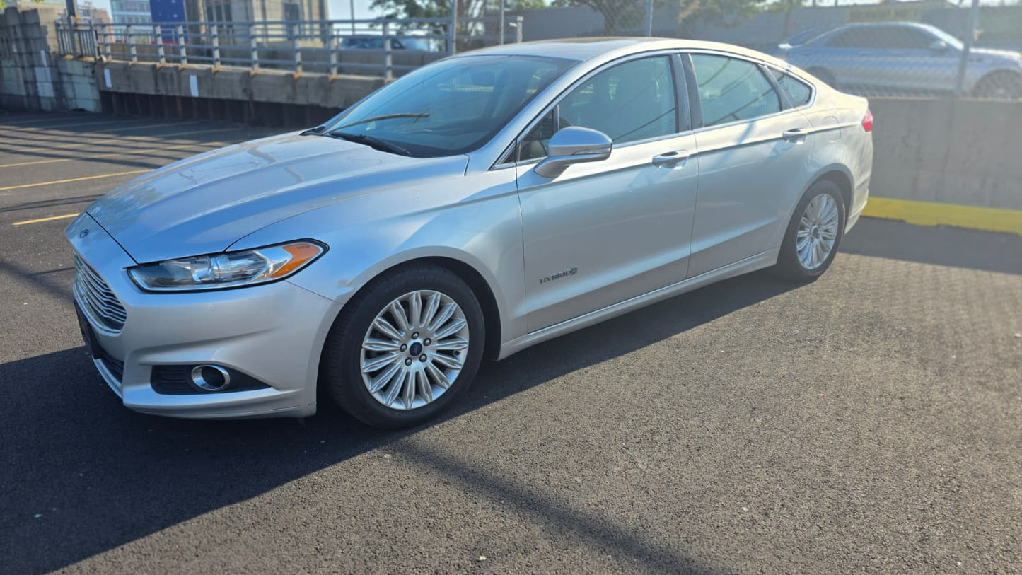 2015 Ford Fusion Hybrid SE